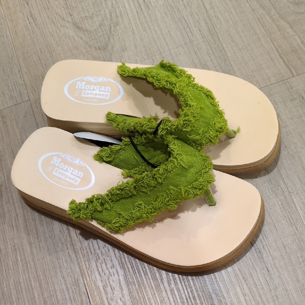 Morgan & Co. Green Fuzzy Strap Sandals